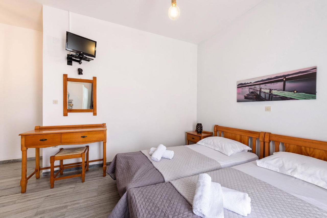 Astoria Apartments Paros Island Екстер'єр фото