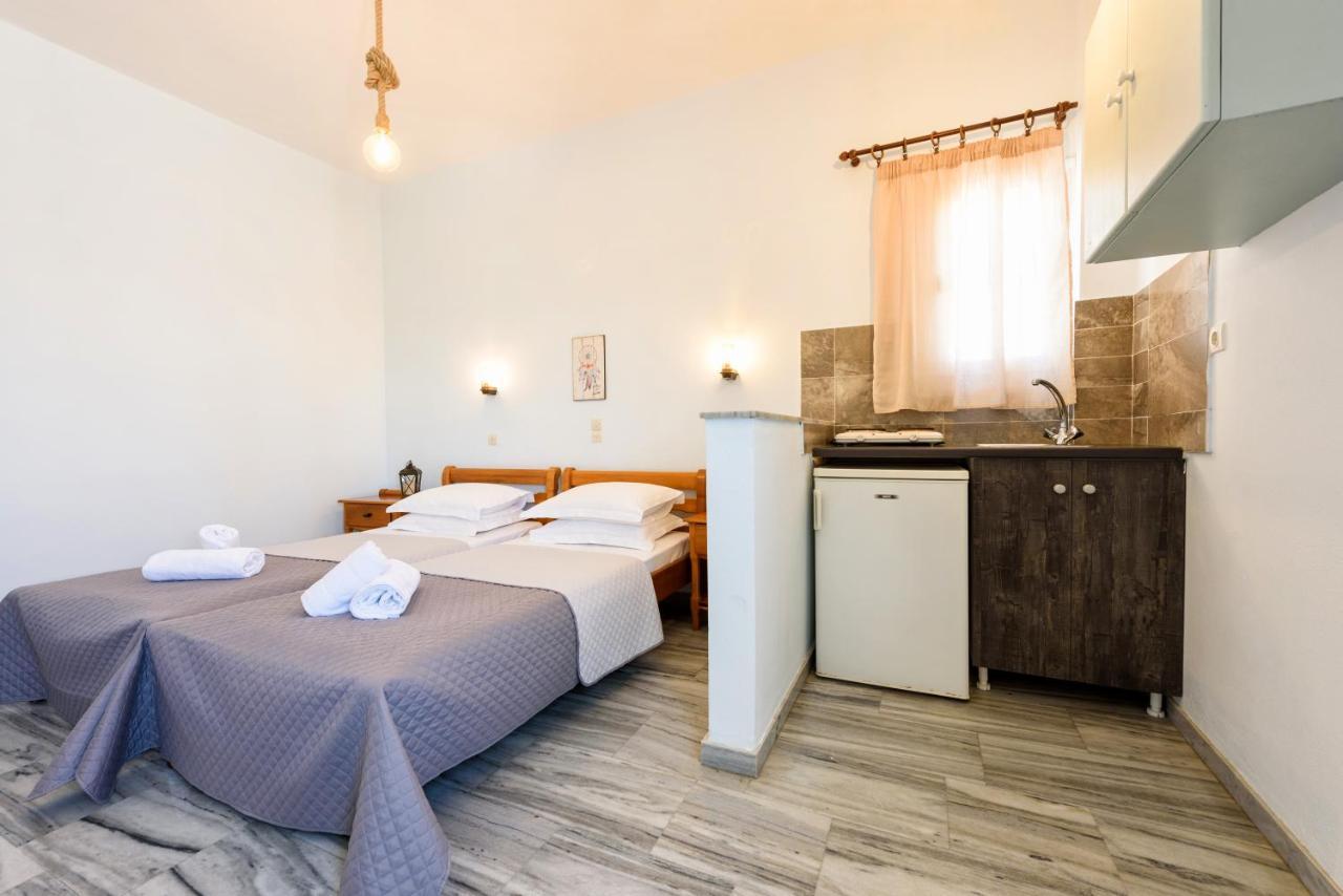 Astoria Apartments Paros Island Екстер'єр фото