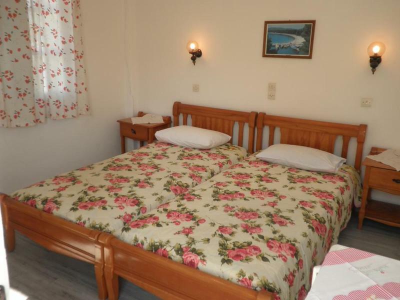 Astoria Apartments Paros Island Екстер'єр фото